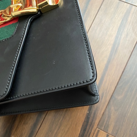 Gucci Sylvie bag in small - Picture 3 of 11